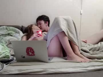 couple
        sweettt_dreams cam image #19754