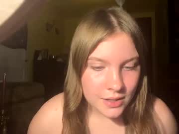 girl
        mosa65 cam image #119629