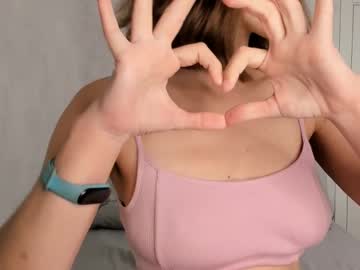 girl
        dawndutt cam image #213272