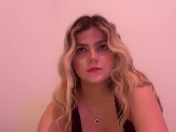 girl
        kateevanss cam image #247257
