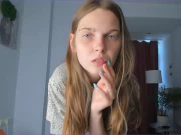 girl
        samanta_loeve cam image #91576