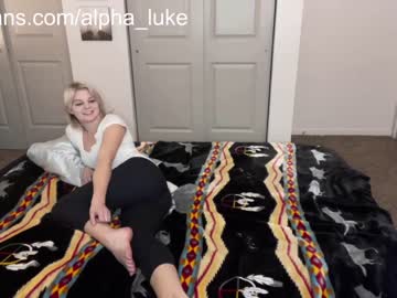 couple
        alpha_luke cam image #42169