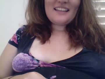girl
        good_pet cam image #108147