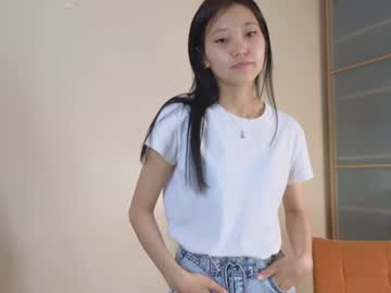 girl
        albertaedgington cam image #178555