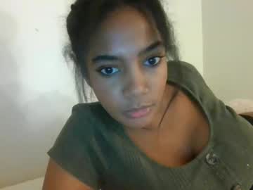girl
        annikaxsecret cam image #224406