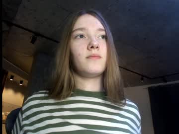 girl
        mysat cam image #23099