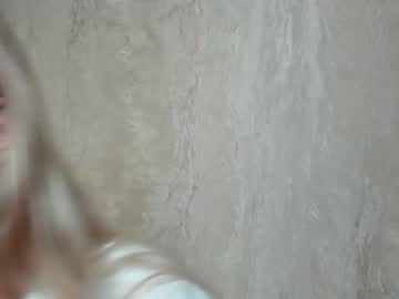 girl
        steffanie_blue cam image #121228