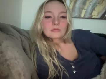girl
        kinkychantelle98 cam image #138933
