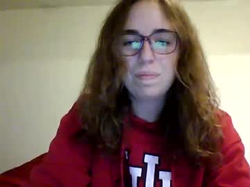 girl
        sweetsocalgirl cam image #246200