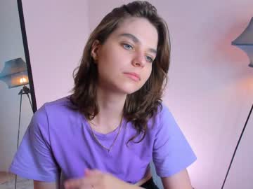 girl
        aviannajjustice cam image #89499