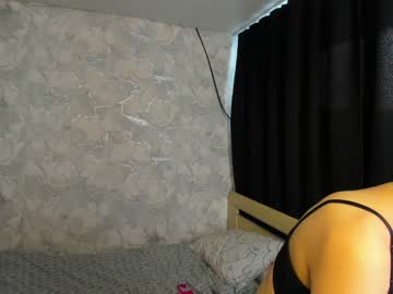 girl
        lissiii cam image #163781