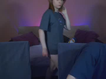 couple
        nickandmolly cam image #212897
