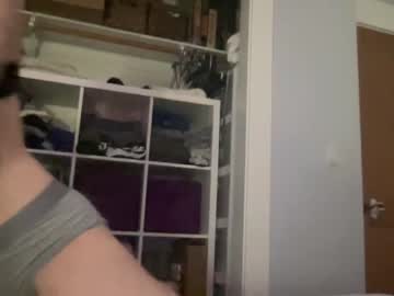girl
        daisykeach cam image #147736