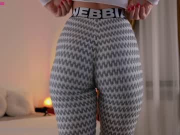 girl
        fit___girl cam image #11765