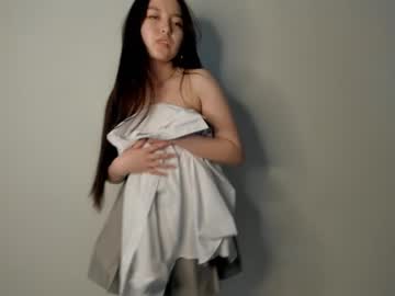 girl
        patriciahills cam image #81471