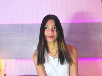 girl
        aixa_jimenez cam image #135503