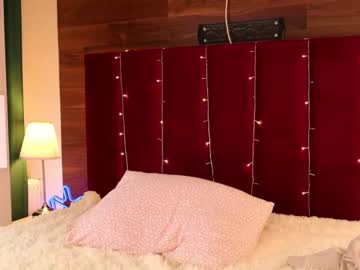 girl
        kellyoneweb cam image #65706