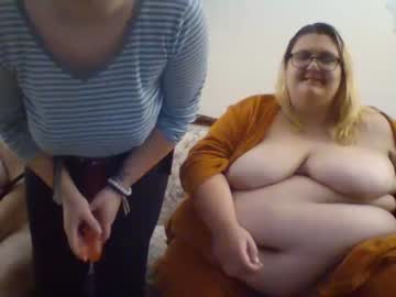 couple
        cutetea_time cam image #18890