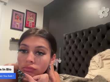 girl Latina Sex Cam with okolivia