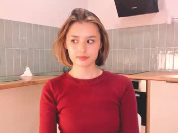 girl
        erleneheap cam image #201823