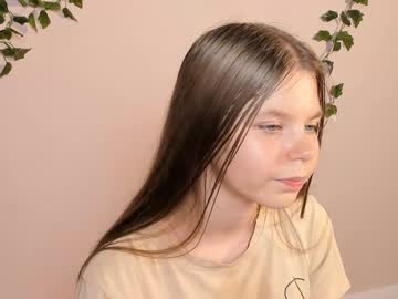 girl
        janicereeves cam image #112613