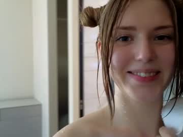 girl
        grow_at_me cam image #118872