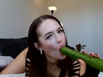 girl
        liya_bonnyxx cam image #112025