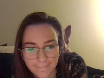 girl
        preciouslucy8380 cam image #30792