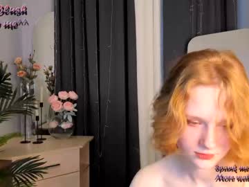 girl
        navy_blush cam image #146877