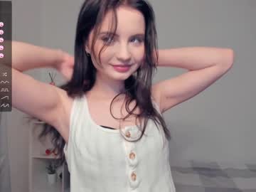 girl
        hello_mysun cam image #120684