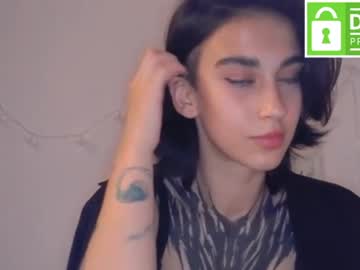 girl
        bellamaron cam image #115016