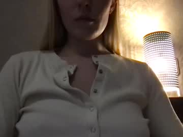 girl
        honeynymph cam image #235552