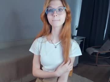 girl
        ballarising cam image #176735
