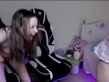 girl
        mivi_queen cam image #31195