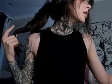 girl
        uwu_eva cam image #259873