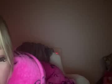 girl
        ch66058 cam image #170388