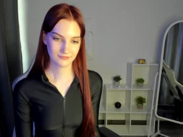 girl
        kathryn_shark cam image #155907