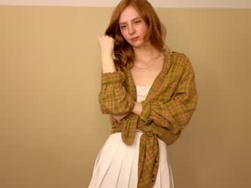 girl
        wowshumm cam image #85968