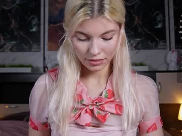 girl
        victoriabeverly cam image #207855