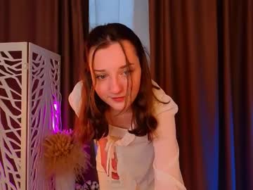 girl
        nikol0ll cam image #241365