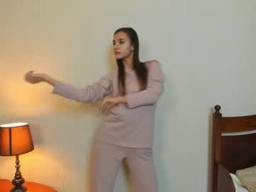 girl
        koniginb cam image #130657