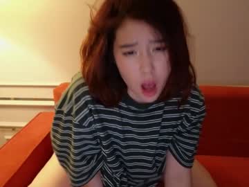 girl
        ki_mi cam image #202316