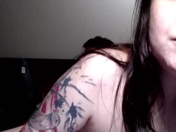 couple
        seareign cam image #38637