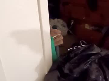 couple Latina Sex Cam with livvilou