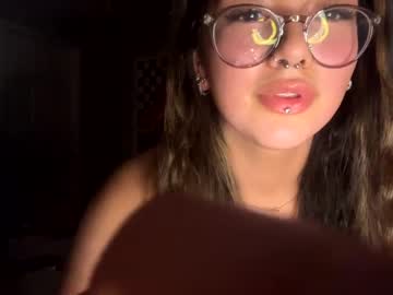 girl
        dwakala cam image #135203