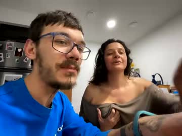 couple
        tastethemilkoftheyouth cam image #148791