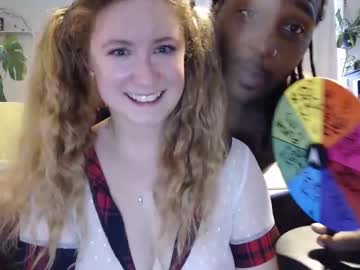 couple
        violetxdaddy cam image #203217