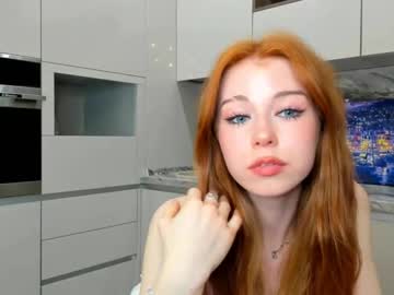 girl
        megangrine cam image #173738