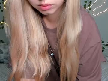 girl Latina Sex Cam with melissa_babyss
