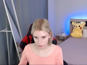 girl
        nicole_coyy cam image #34468